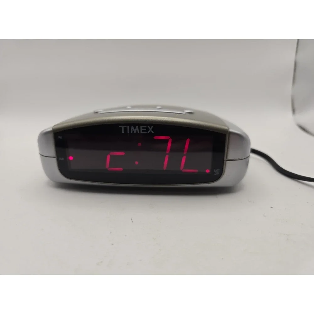 Timex T109S Y2K Digital Alarm Clock Red LED Tested Works Free Shipping